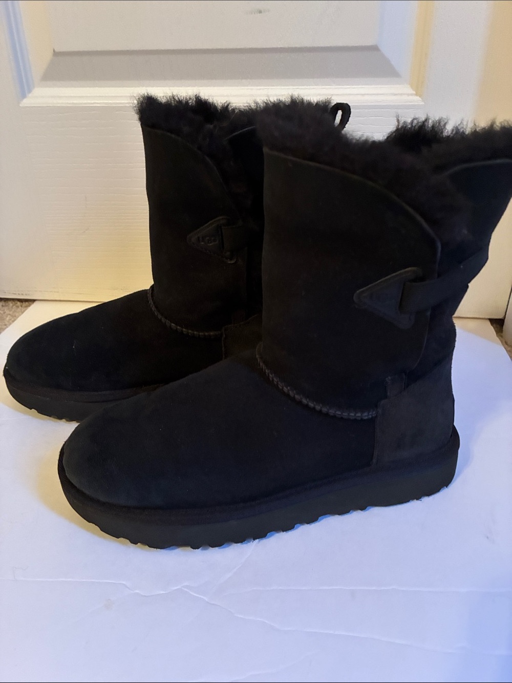 UGG Bailey Flex Black Boots Booties Women’s size 6